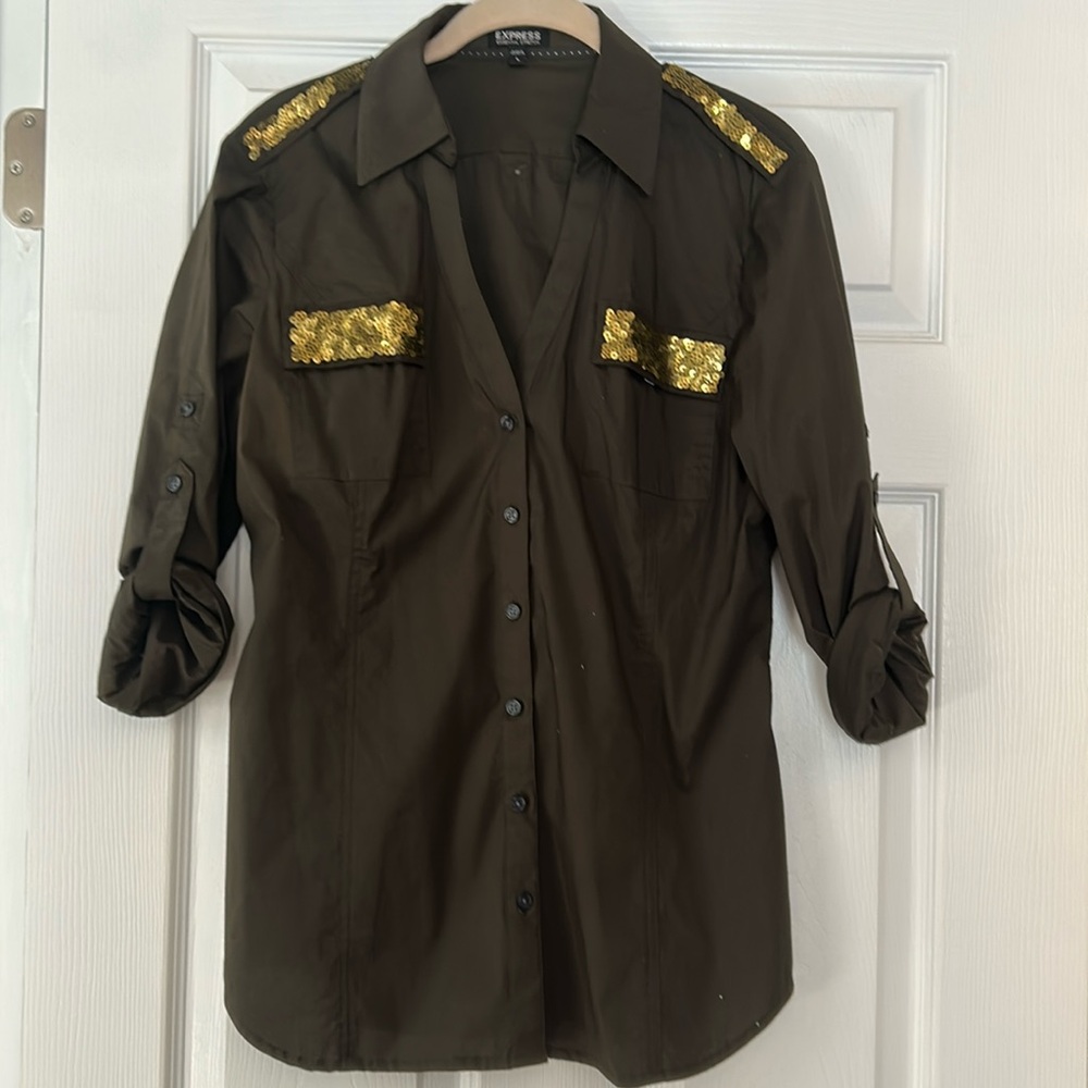 Stretchy button down shirt with sequins